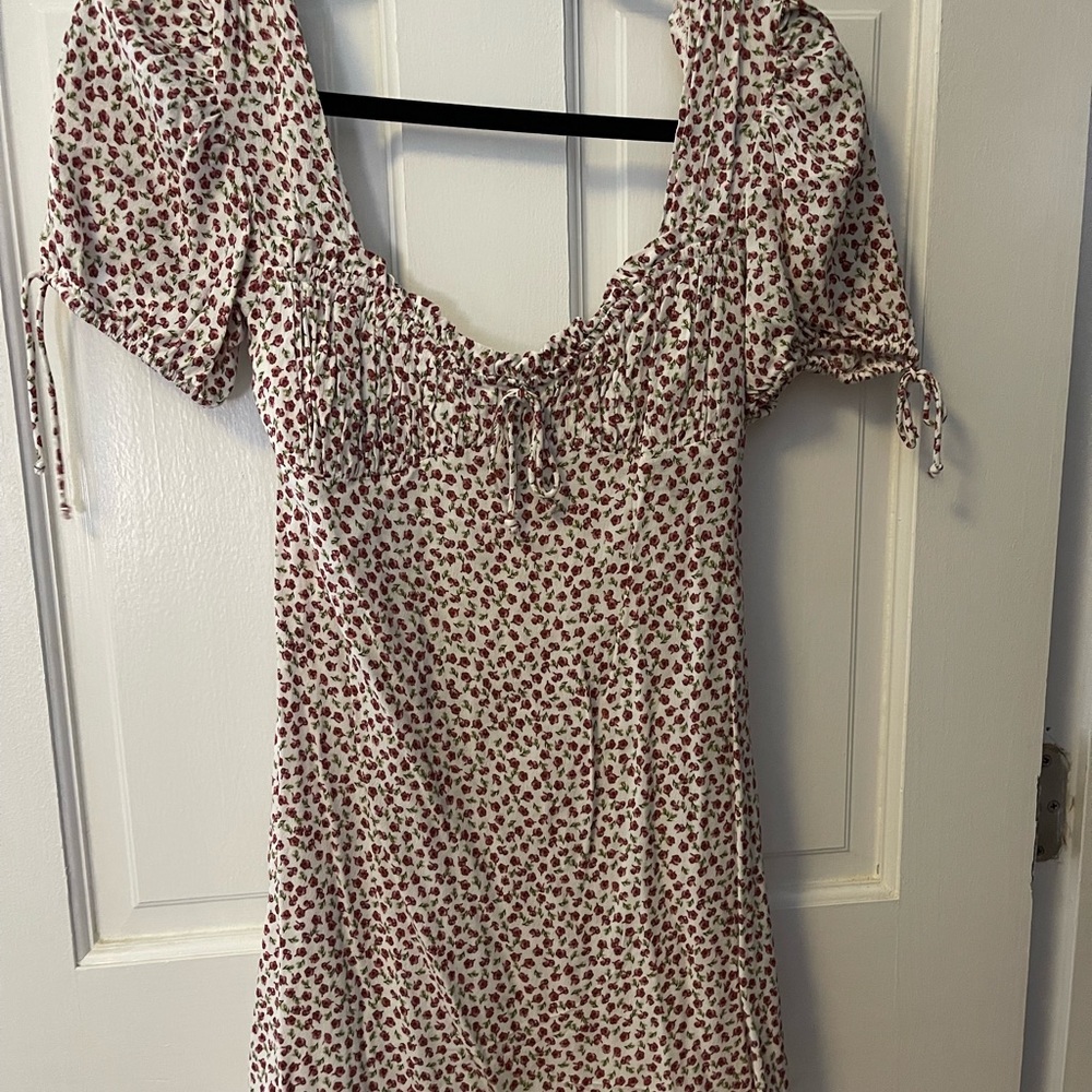 Puff sleeve dress